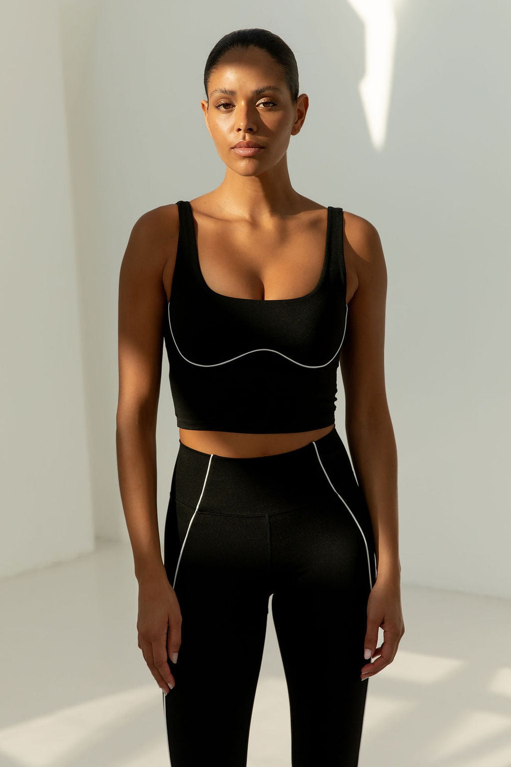 Amberly — Sleek High Waisted Black Leggings (2), Moraine Fashion