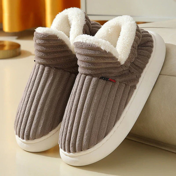 Cosy Slippers with Ergonomic Footbed in brown