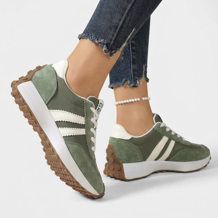 Guenievre — Cushioned Support Trainers (4), Moraine Fashion