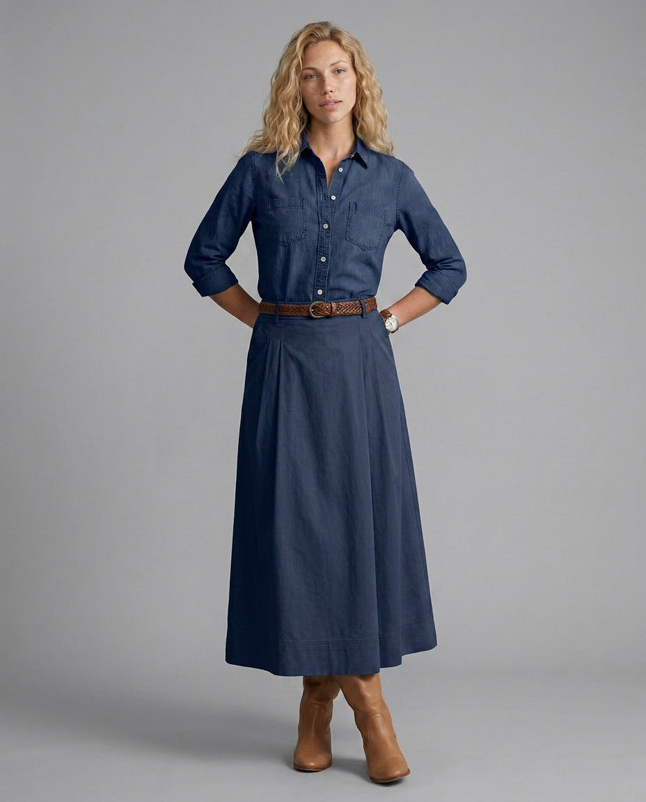 A Line Maxi Skirt with High Waist and Buttons in blue